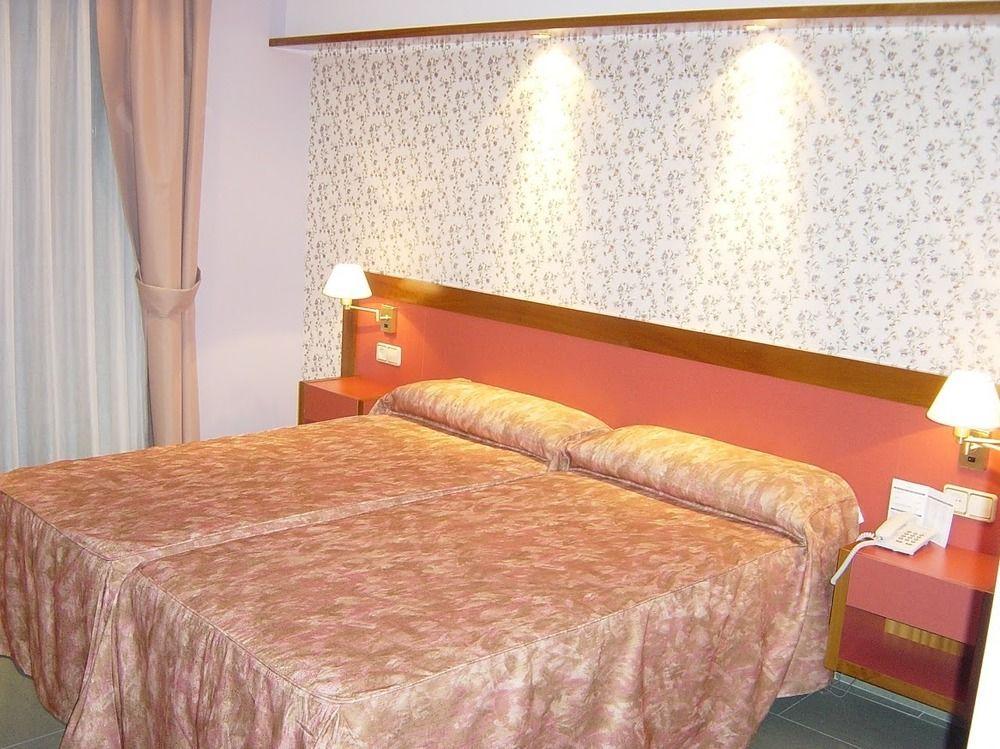 Hotel Jardin De ארנחואז מראה חיצוני תמונה